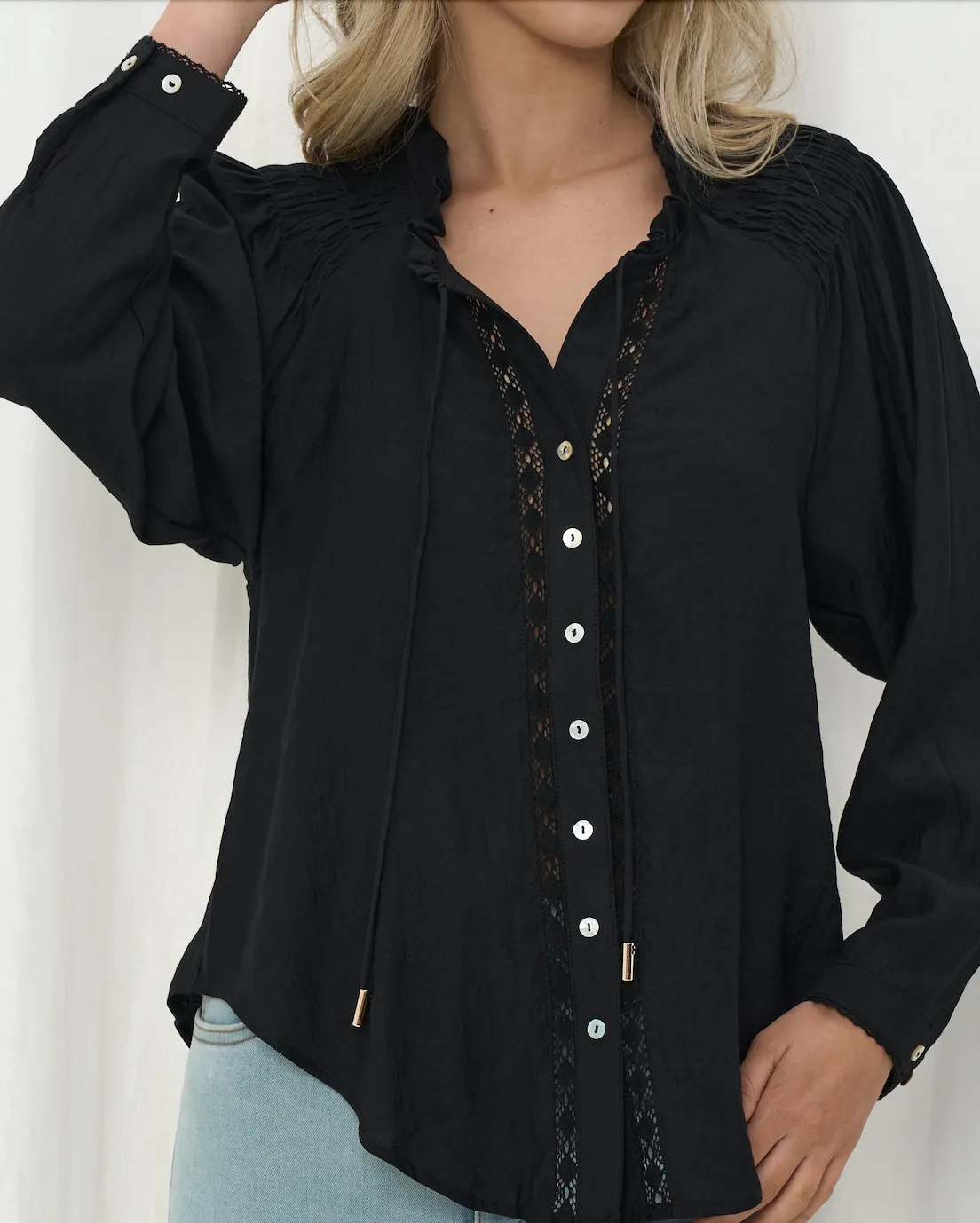 Isla Blouse - Black