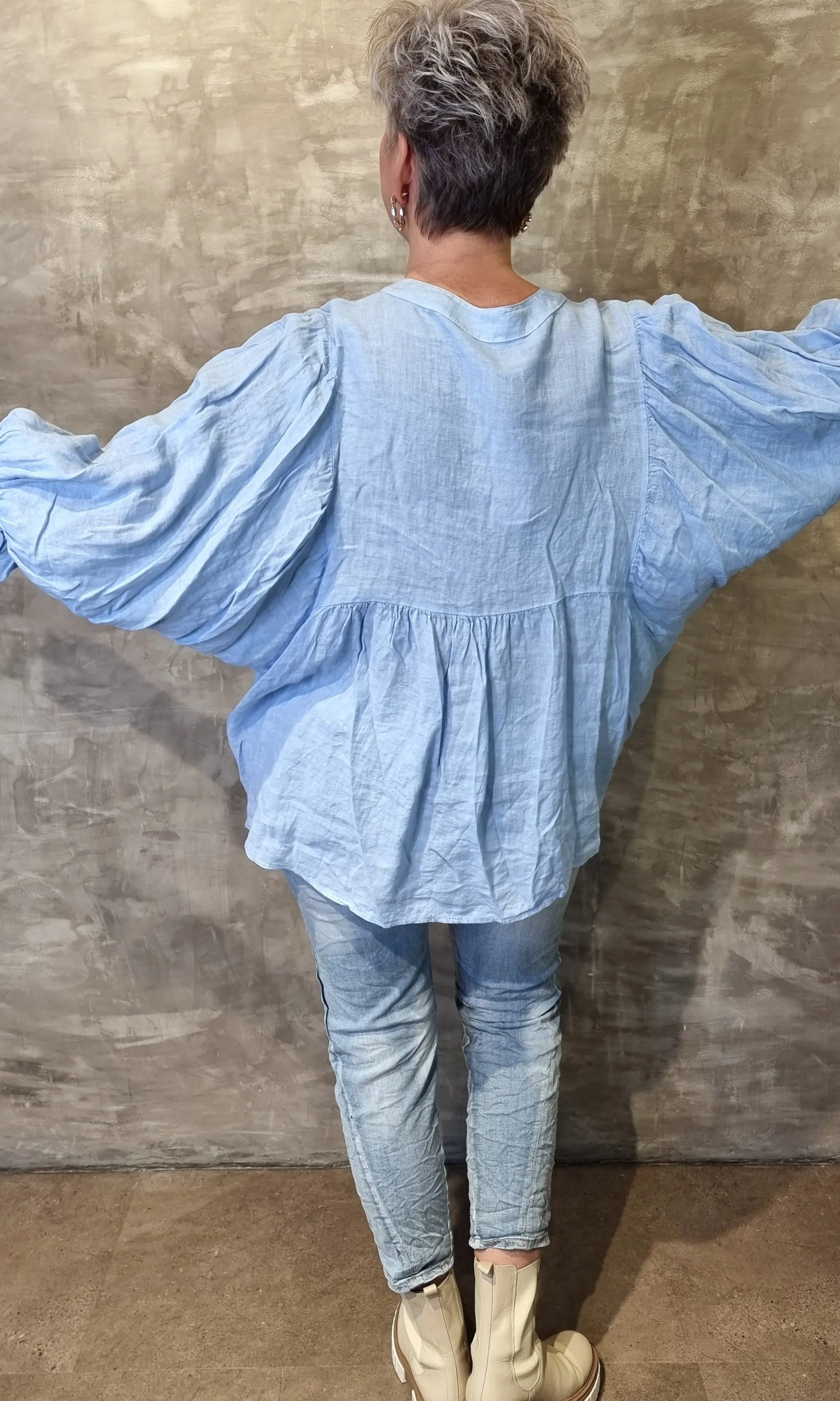 Lina Linen Blouse Light Blue