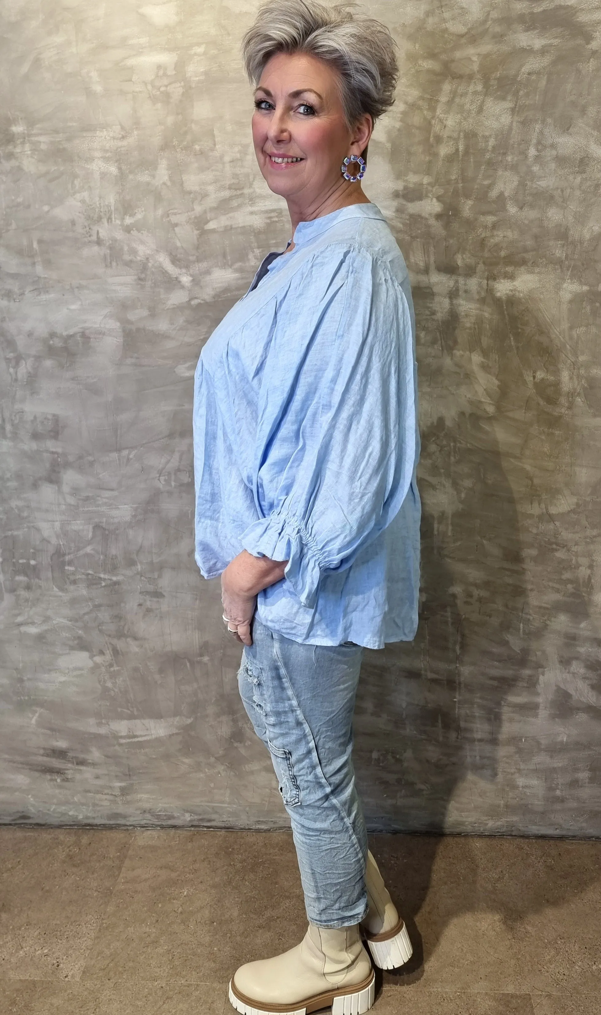 Lina Linen Blouse Light Blue